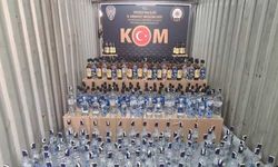 Düzce'de 1639 şişe sahte içki ele geçirildi