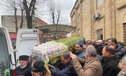 Düzce'de evinde baygın halde bulunan lise öğrencisi hastanede hayatını kaybetti