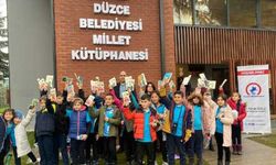 Yazar Şermin Yaşar, Düzce'de okuyucularla buluştu