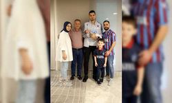 Bebeklerine "Uğurcan Çakır" adını veren aileden Trabzonsporlu futbolcuya ziyaret