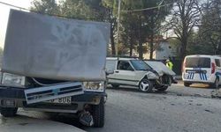 Karabük'te iki otomobilin çarpıştığı kazada 1 kişi yaralandı