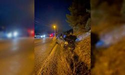 Samsun'da şarampole devrilen hafif ticari araçtaki 3 kişi yaralandı