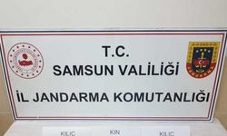 Samsun'da tarihi eser niteliğindeki 2 kılıç ele geçirildi