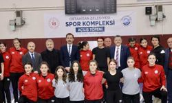 Trabzon'da 5,5 milyon liraya yenilenen spor kompleksi hizmete açıldı