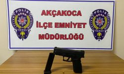 Akçakoca'da gençlik merkezine ateş açan 2 zanlı adli kontrolle salıverildi