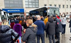 Sakarya ve Düzce'den deprem bölgesine sağlık personeli ve çadır desteği