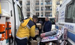 Ambulanslar depremzedeler için Esenyurt’tan yola çıktı