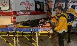 Enkaz altından kurtarılarak tedavi için İstanbul’a getirilen yaralılar hastanelere götürüldü