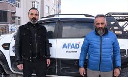 ERZURUM - AFAD gönüllüleri kaza yapmalarına rağmen karlı yolları aşıp depremzedelere ulaşmış