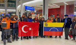 İSTANBUL - Venezuela arama kurtarma ekibi İstanbul Havalimanı'ndan ülkelerine uğurlandı