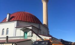 SİVAS - Gürün'de depremde hasar gören minarelerin yıkımına başlandı