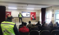 Sinop'ta servis sürücüleri ve personele trafik eğitimi