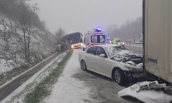 GÜNCELLEME - Samsun'da 13 aracın karıştığı kazada 13 kişi yaralandı