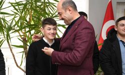 Başkan Ali Kılıç’tan başarılı sporculara ödül