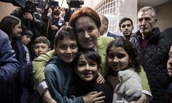 ANKARA - İYİ Parti Genel Başkanı Akşener, Ankara'ya gelen depremzedeleri ziyaret etti