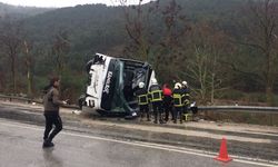 ISPARTA - Devrilen yolcu otobüsündeki 8 kişi yaralandı