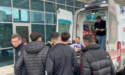 KOCAELİ - Bıçakla yaralanan genç hastaneye kaldırıldı