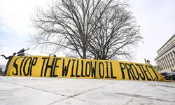WASHİNGTON - Çevre aktivistleri İçişleri Bakanlığı önünde protesto düzenledi