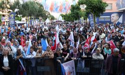 ADANA - Ömer Çelik: "14 Mayıs'ta demokrasi bayramımızı kutlayacağız"