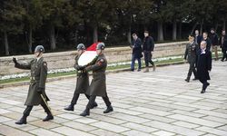 ANKARA - Emniyet teşkilatı Anıtkabir'i ziyaret etti