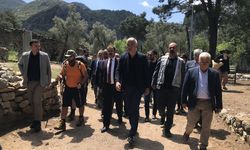 ANTALYA - Kültür ve Turizm Bakanı Ersoy, Olympos Antik Kentinde incelemelerde bulundu