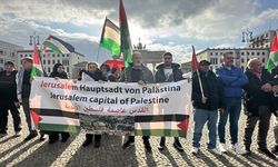 BERLİN - İsrail güçlerinin Mescid-i Aksa baskını Berlin'de protesto edildi