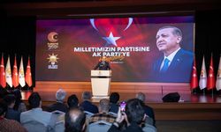 İSTANBUL - Zafer Partisinden istifa eden 300 kişi AK Parti'ye katıldı