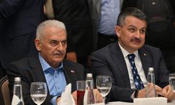 İZMİR - AK Parti Genel Başkanvekili Yıldırım, iftar yemeğinde konuştu