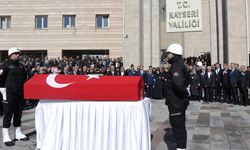 KAYSERİ - Eski AK Parti Kayseri Milletvekili Mustafa Duru, memleketi Kayseri'de toprağa verildi