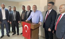 MERSİN - Zafer Partisi Genel Başkanı Ümit Özdağ, partisinin il başkanlığını ziyaret etti