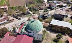 OSMANİYE - Ağır hasar alan minaredeki leylek yuvası cami kubbesine taşındı