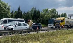 Zincirleme kaza Anadolu Otoyolu'nu kilitledi!
