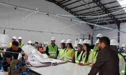 Üniversite öğrencileri çuval fabrikasında incelemelerde bulundular