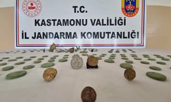 Sinop'tan götürdükleri tarihi eserleri Kastamonu’da satmak isterken yakalandılar