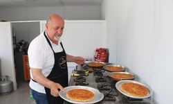 HATAY - Tescilli Antakya künefesi konteyner çarşıda müşterilere sunuluyor