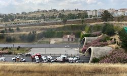 İZMİR - Bayraklı Tünelleri'nde tır yandı - Güvenlik Kamerası