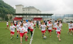 Erfelek’te yaz futbol okulu açıldı