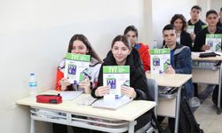 Bafra Belediyesinden sınavlara hazırlanan öğrencilere deneme kitabı desteği