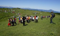 Giresun'da doğa sporcuları "otçu göçü" geleneğini canlandırdı