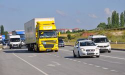 İstanbul-Samsun kara yolunda bayram trafiği