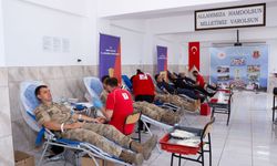 Sinop'ta komandolar kan bağışında bulundu