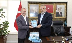 "Tarihi, Kültürel ve Sosyal Yönleriyle Bafra Sempozyumu"nun bildirim kitabı çıktı