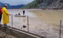 Amasya’da ekipler selde kaybolan Zilal Şahin’i arıyor