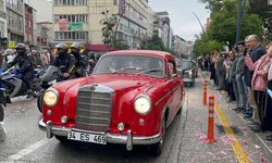 ISPARTA - Klasik otomobil tutkunları "Gül Festivali"nde buluştu