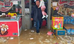 KONYA - Hüyük ilçesinde sağanak, hayatı olumsuz etkiledi (2)