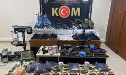 Sakarya merkezli silah ve mühimmat kaçakçılığı operasyonunda 17 zanlı yakalandı