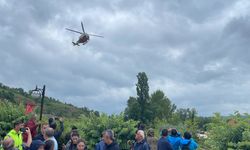 GÜNCELLEME - Bartın'da sel nedeniyle sanayi sitesinde mahsur kalan işçiler helikopterle tahliye edildi