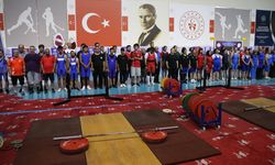 MERSİN - Görme Engelliler Halter Türkiye Şampiyonası başladı