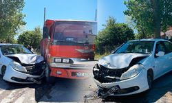 Sinop'ta otomobille kamyonet çarpıştı: 1 yaralı