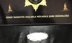 Şüpheli araçtan uyuşturucu çıktı
